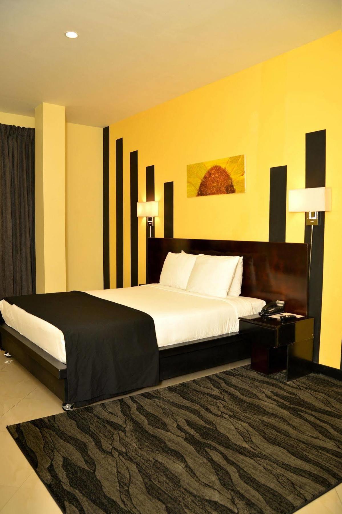 Regent Star Hotel Piarco Εξωτερικό φωτογραφία